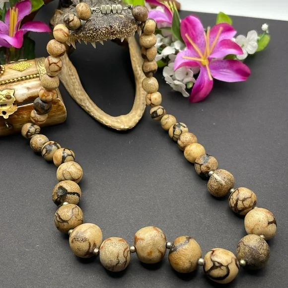 Tiger Coral necklace vintage A25 🔥 - Picture 1 of 5